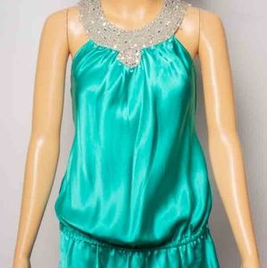 Emerald Green top w silver & crystal neck piece